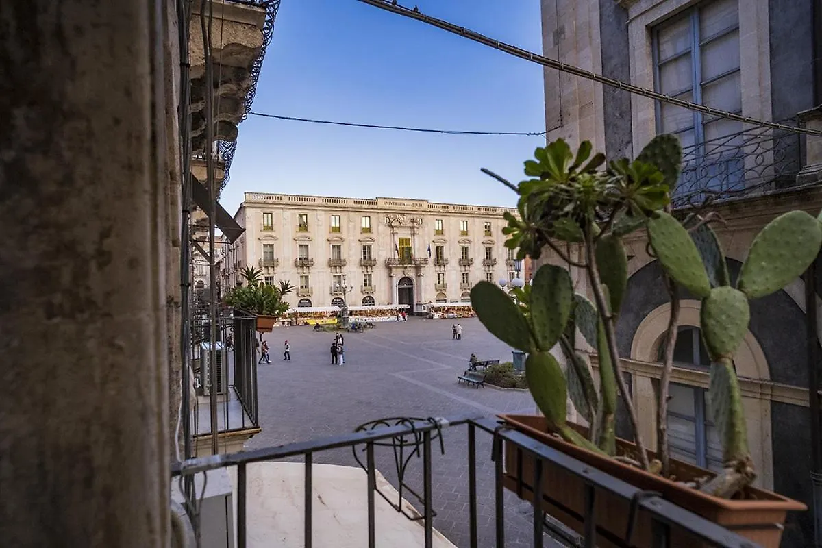 Otel Charme Catania Central Suites İtalya
