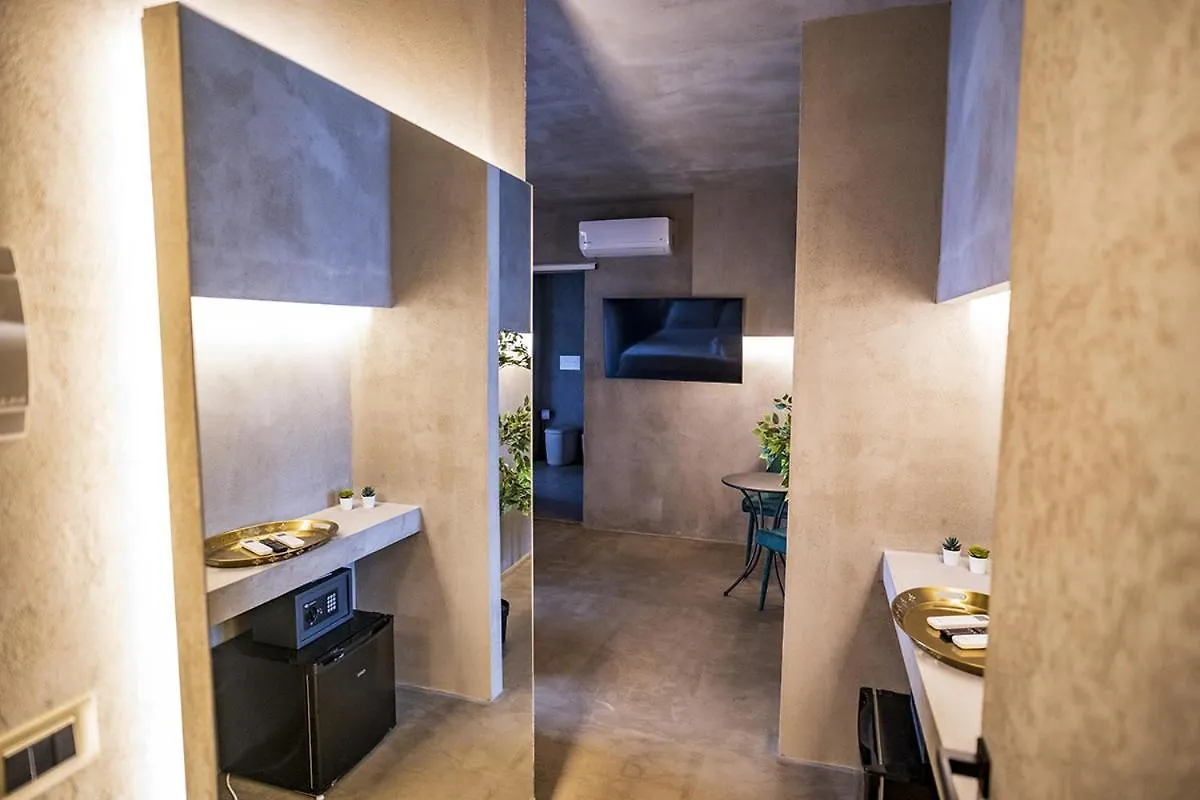 Charme Catania Central Suites 0*,