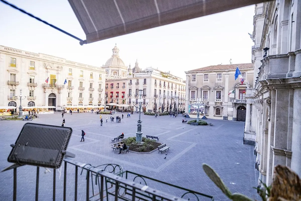 Charme Catania Central Suites Italien
