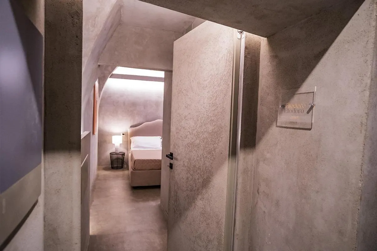 Charme Catania Central Suites Hotel